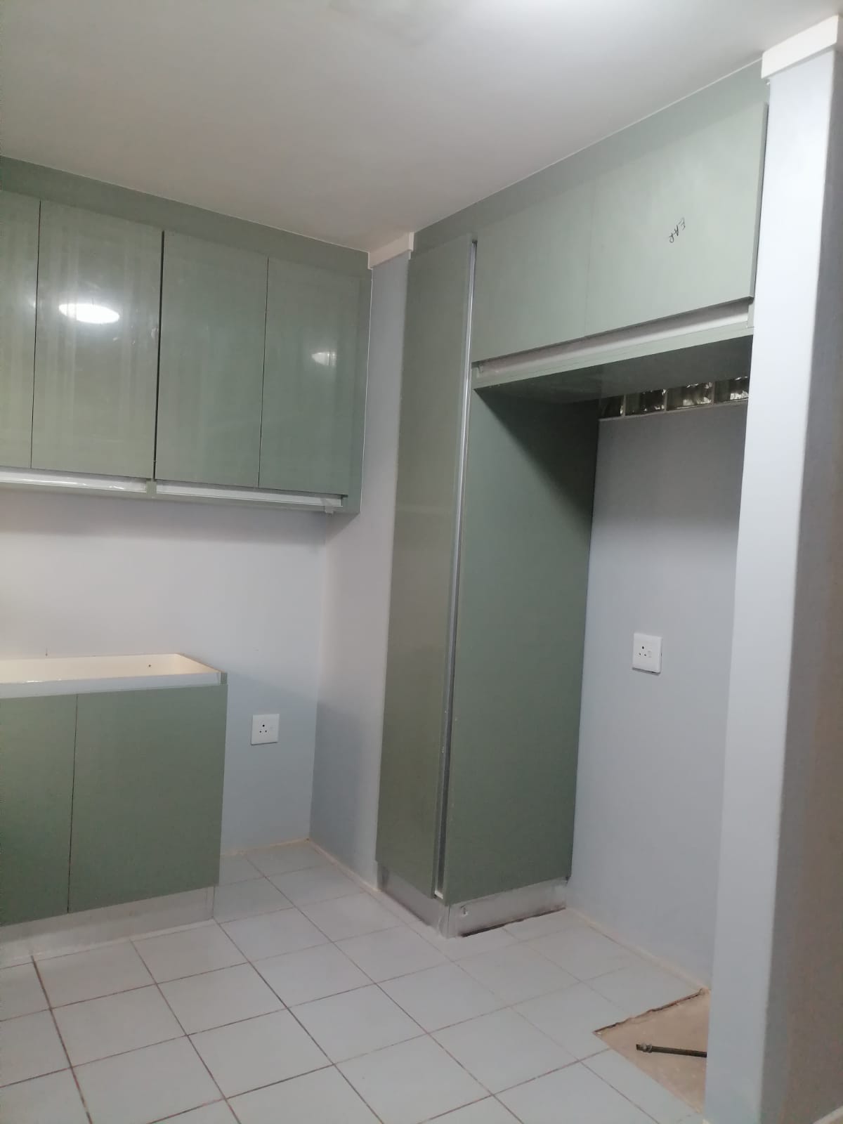 Fitted Scullery & Laundry